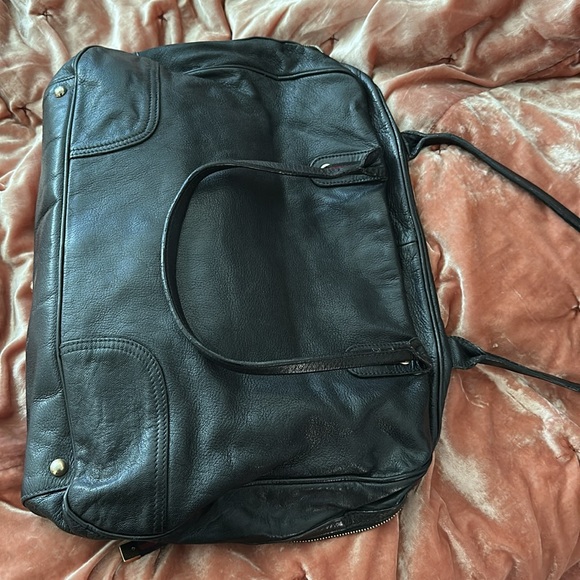 Gucci Princy Large Shoulder Bag Excellent Condition! - Picture 16 of 17